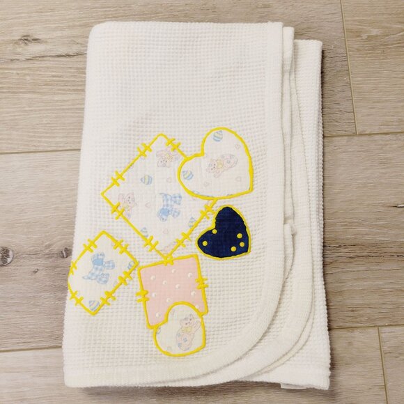Vtg Baby Morgan Blanket With Patchwork Heart & Teddy Bear Design Waffle Cotton - Picture 9 of 9